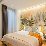 Rezia Apartments By Rent All Como